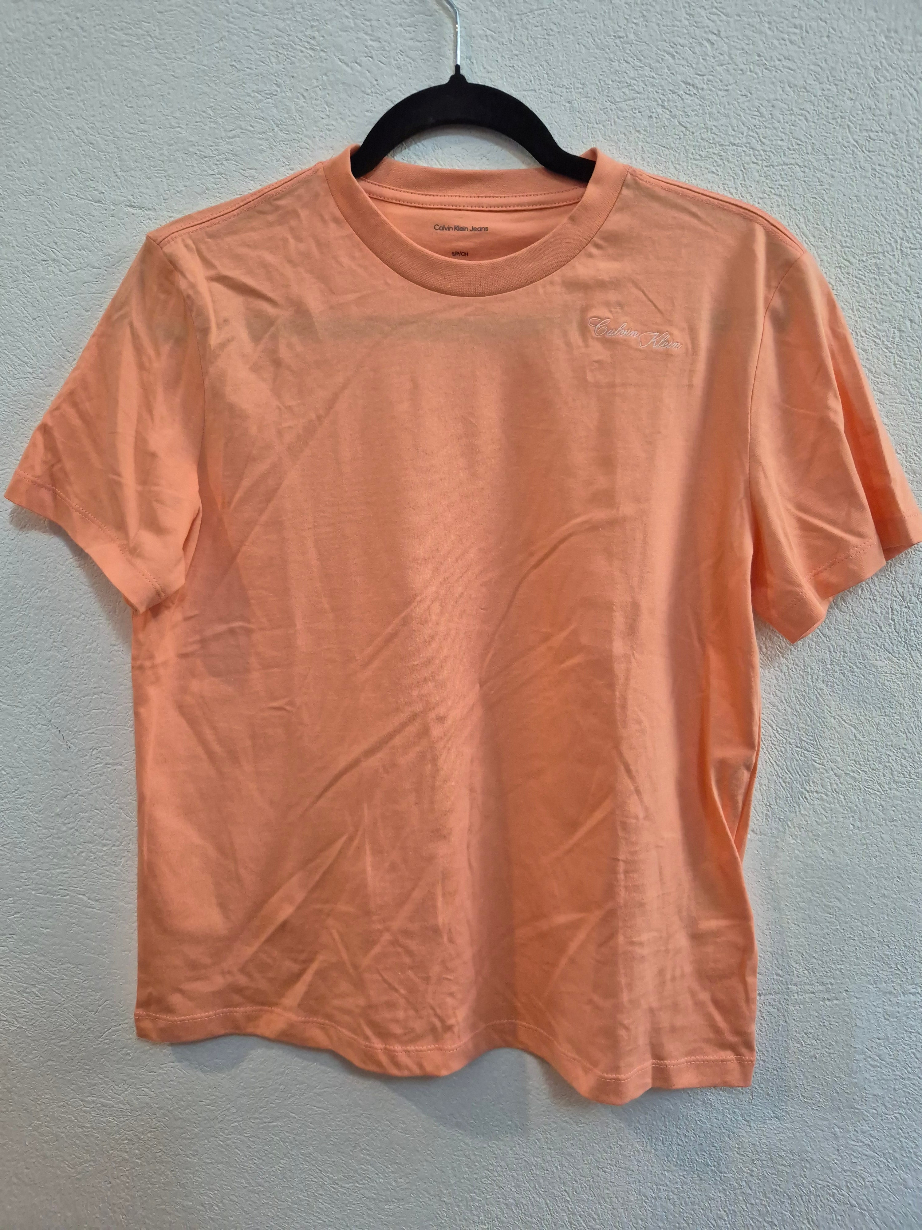 CALVIN KLEIN CLASSIC FIT T-SHIRT COLOR NARANRA MUJER (FGVG)