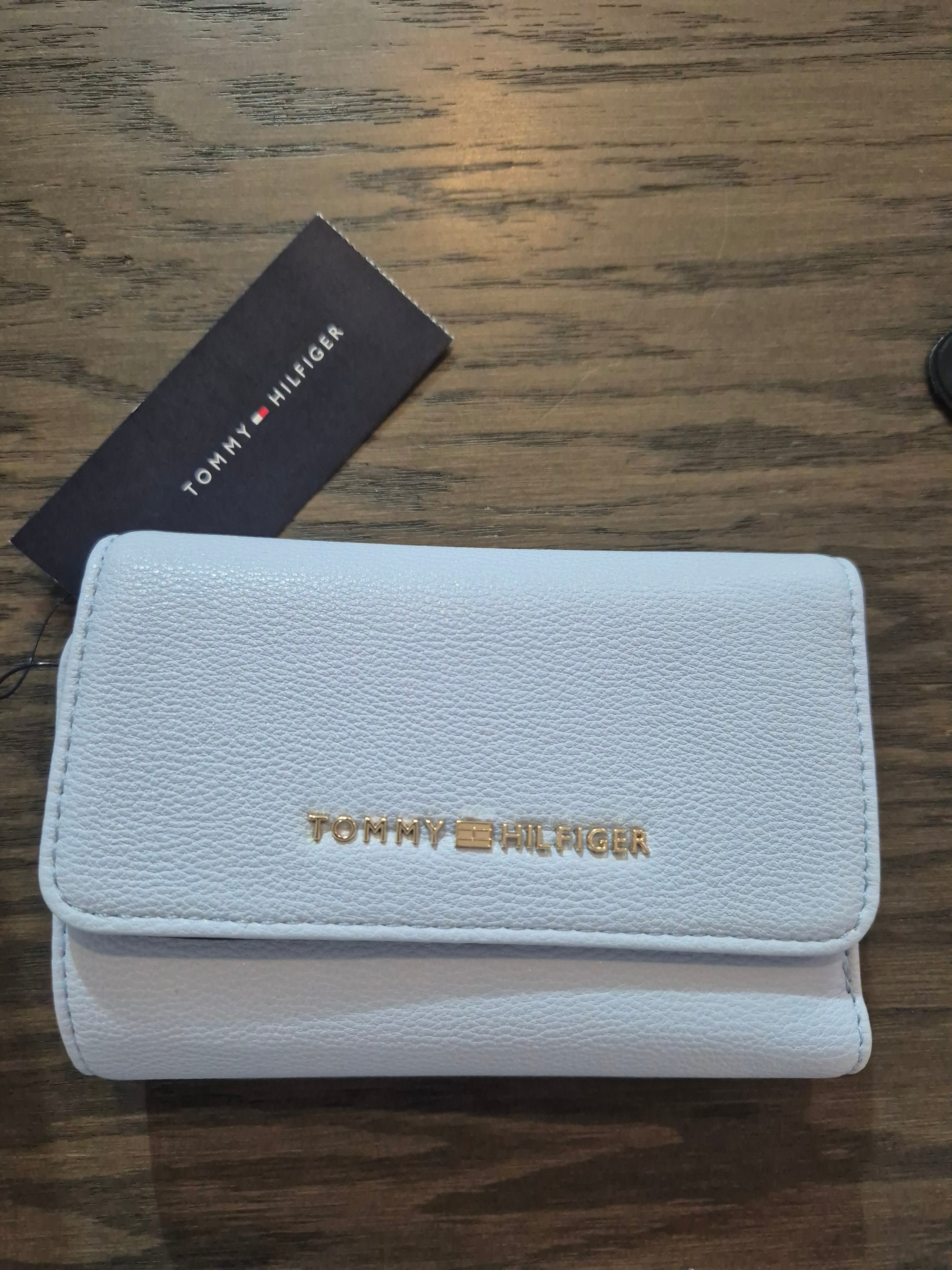 CARTERA TOMMY HILFIGER XW05542 AZUL CIELO