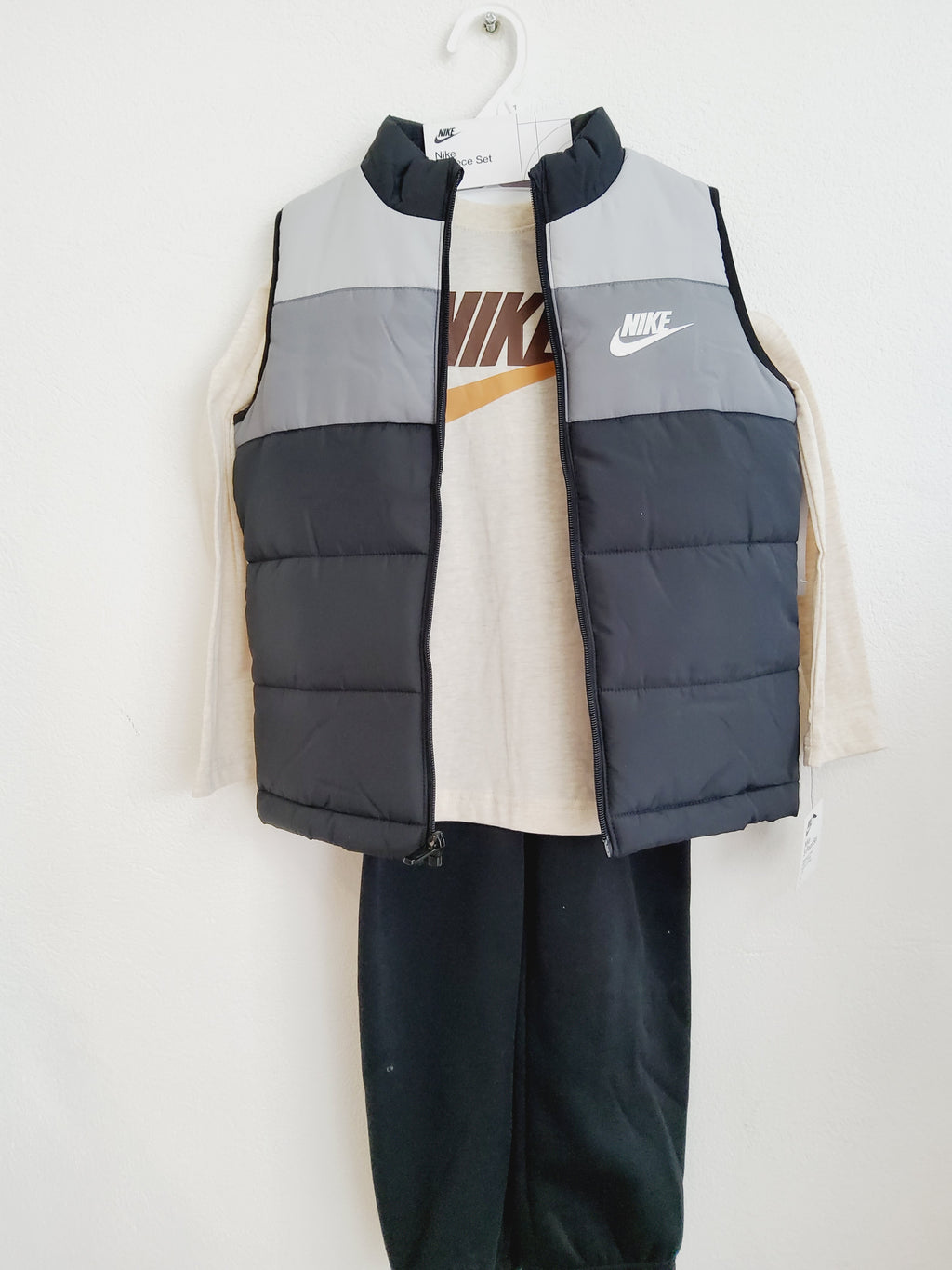 NIKE SET DE TRES PIEZAS